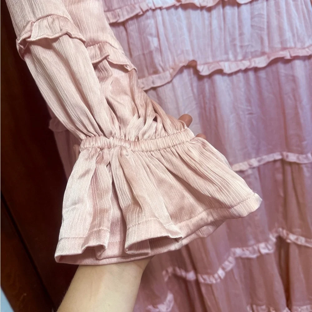 Elegant Pink Maxi Dress - Picture 4 of 4